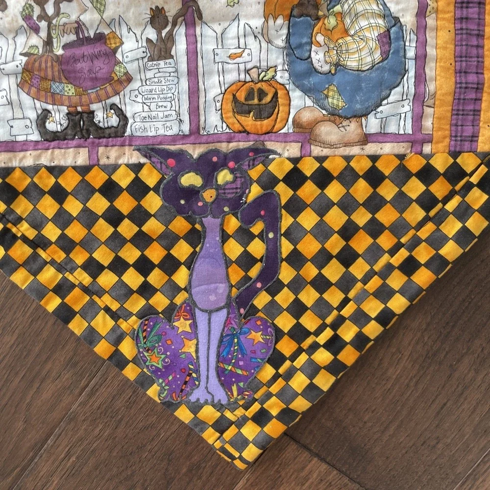 Vtg Halloween Table Runner Quilted Cats Pumpkin 43